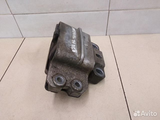 Опора двигателя левая Octavia (A5 1Z) 2004-2013