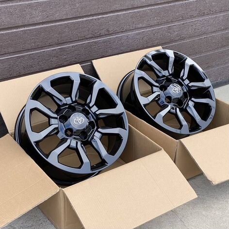 Литые диски Yongzheng 7.5×R18 6×139.7