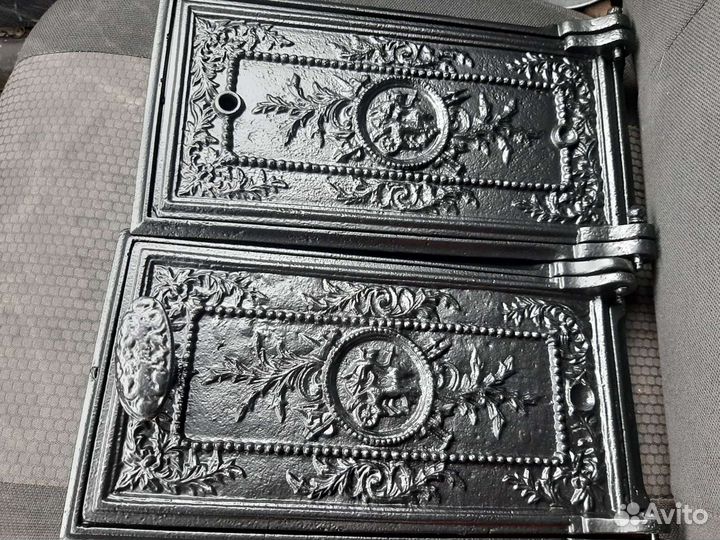 Старинные дверцы