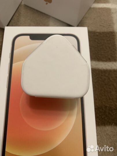 Зарядное устройство для iPhone