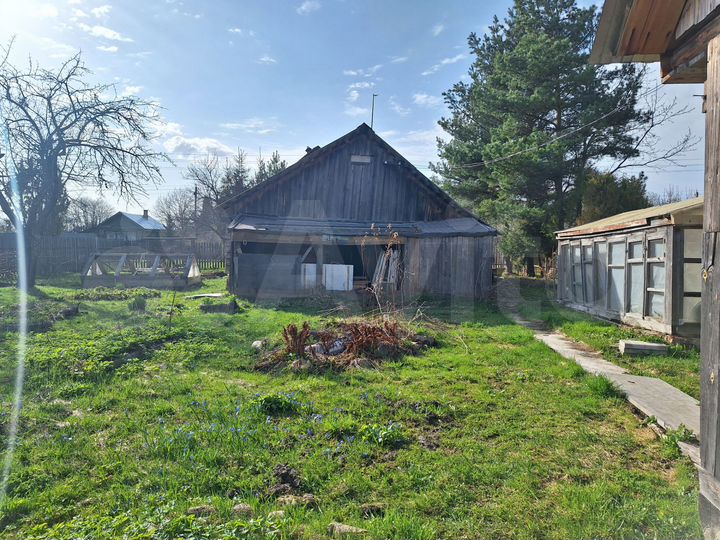 Дом 35 м² на участке 21 сот.