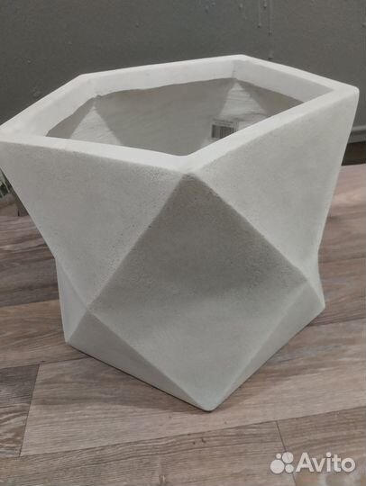 Кашпо для цветов