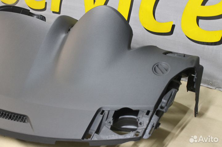 Торпедо Toyota Highlander панель приборов