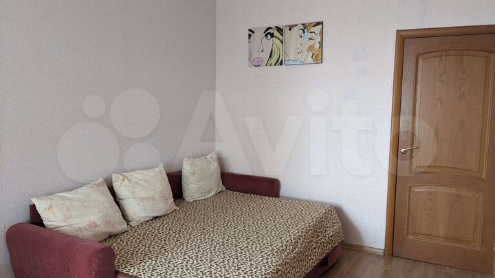 2-к. квартира, 52 м², 10/10 эт.