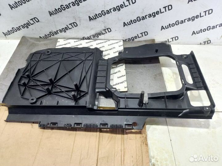 Пол багажника Jeep Grand Cherokee WK2 3.0 EXF 2014