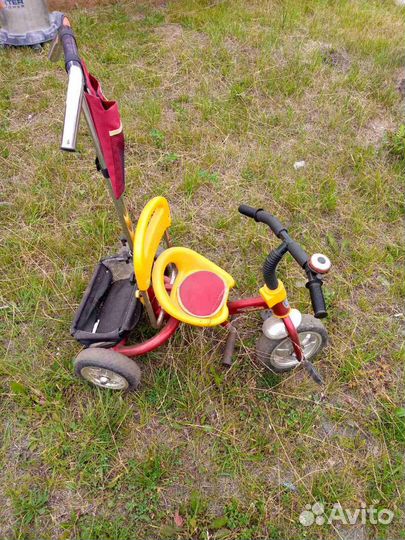 Детский трехколесный велосипед бу