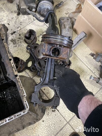 Поршни на двигатель М119 Mercedes-Benz W210