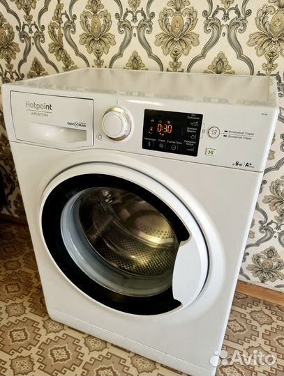 Стиральная машина Hotpoint Ariston 6 килограмм