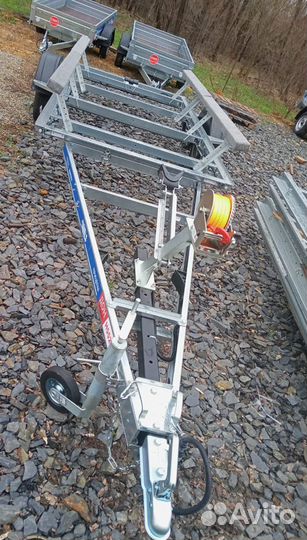 Прицеп для лодки до 5.5 метров