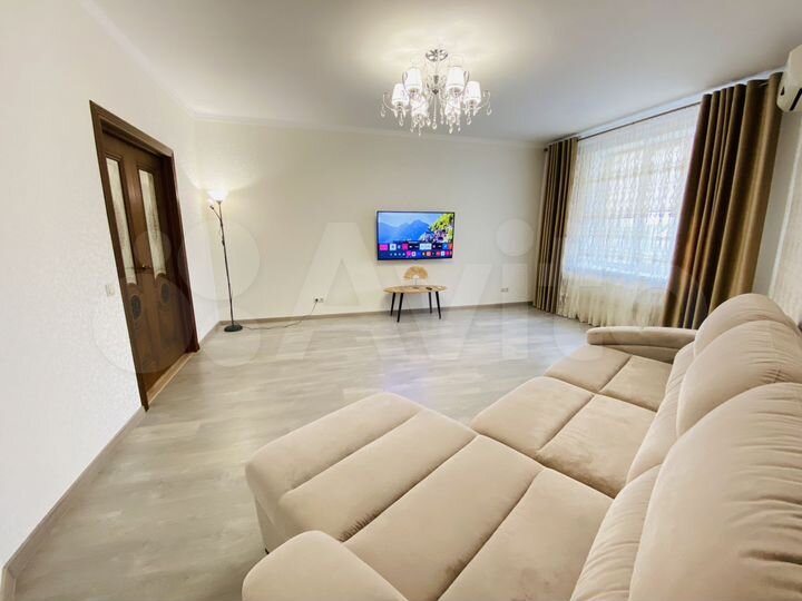 2-к. квартира, 74 м², 9/14 эт.