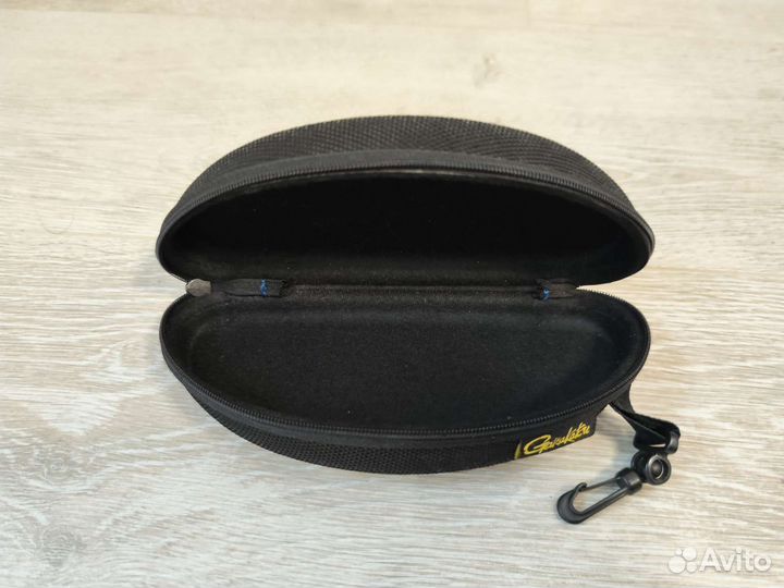 Футляр для очков