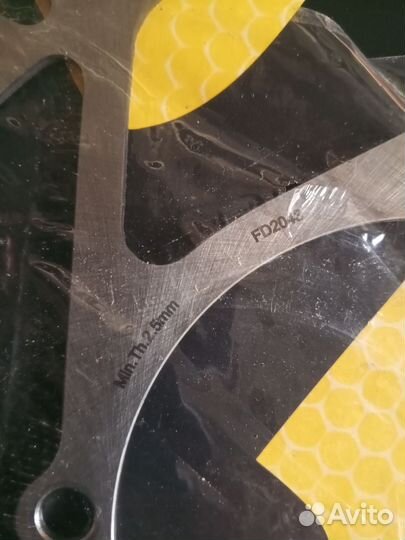 Тормозной диск передний