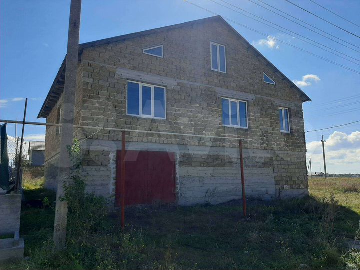 Дом 222,4 м² на участке 6 сот.