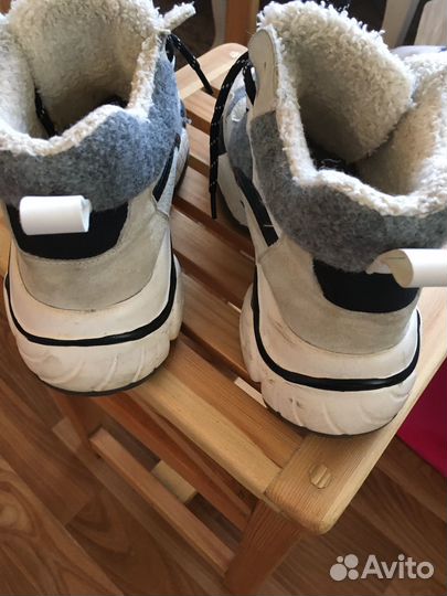 Кроссовки женские 38 размер