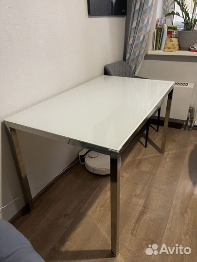 Стол обеденный IKEA стеклянный