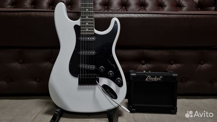 Электрогитара с комбиком + Аксессуар