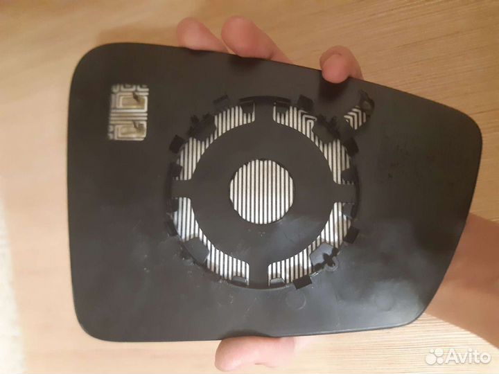 Зеркальный элемент