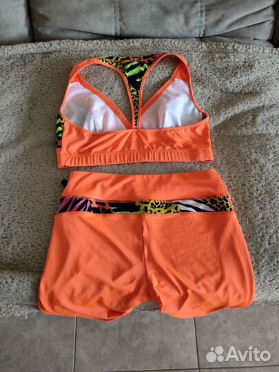 Спортивный комплект женский