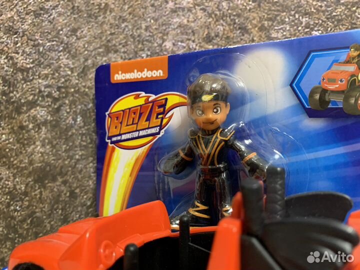 Новая машинка Нинзя Вспыш и Эй-Джей