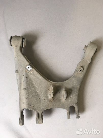 Рычаг задний левый Volkswagen Phaeton (1877)