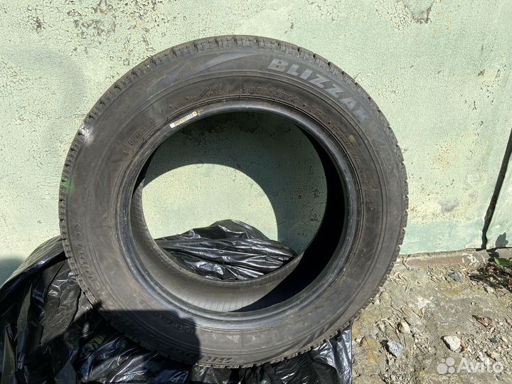 Bridgestone Blizzak RFT 165/65 R14