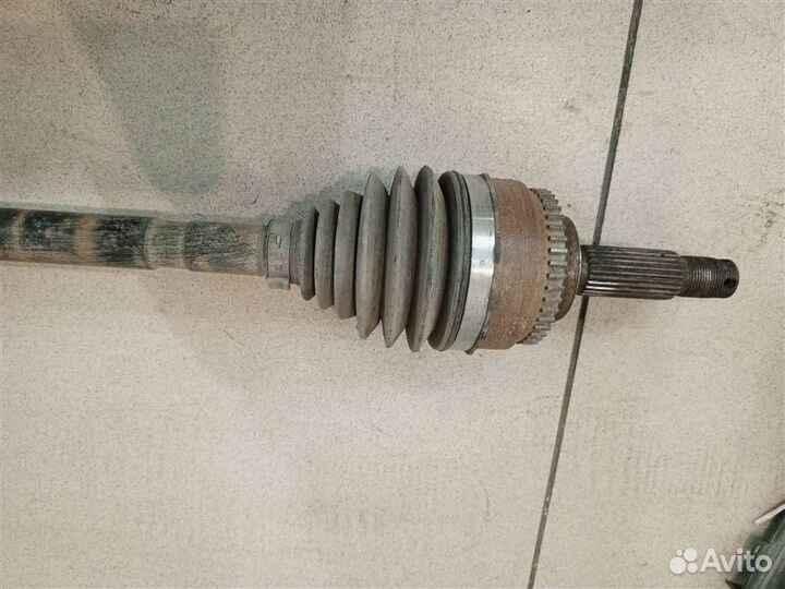 Полуось передняя правая Mitsubishi Lancer CK 1996