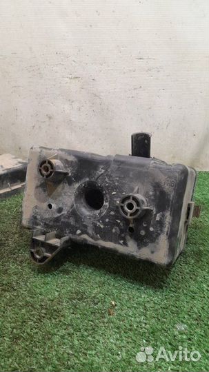 Блок предохранителей Chery Tiggo T11 2.4 4G64S4M