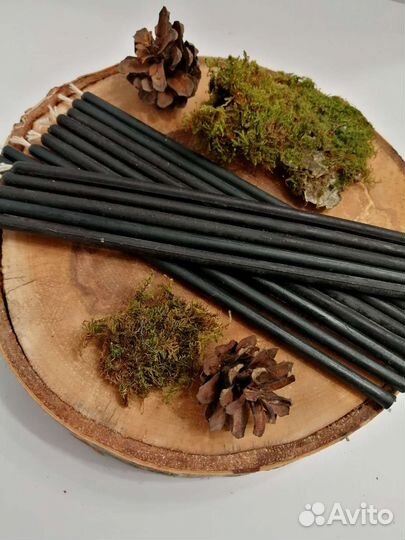 Черные восковые свечи