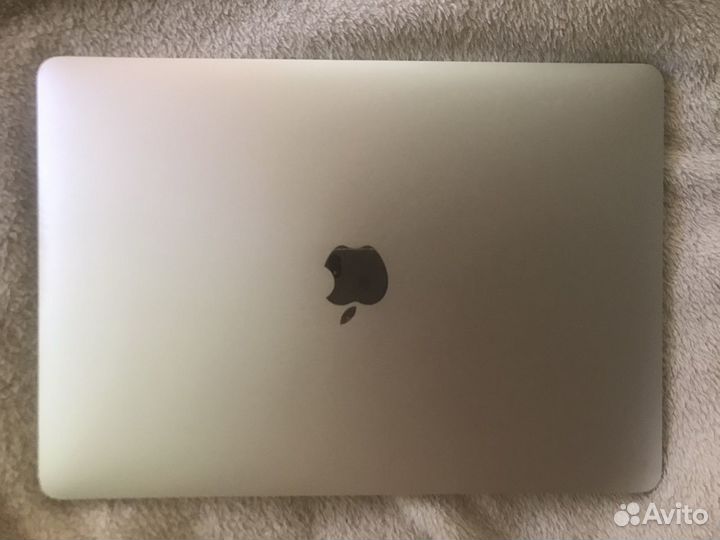 Apple MacBook Pro 13 2017 touch bar