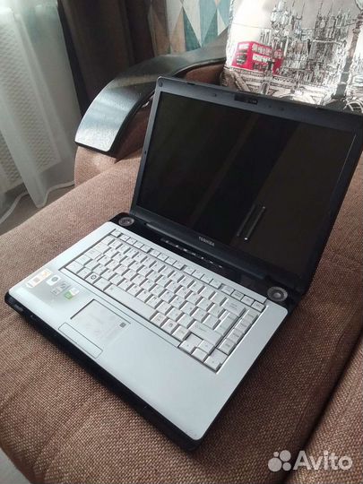 Ноутбук toshiba
