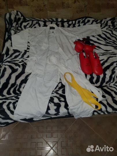 Комплект для каратэ (дзюдо)