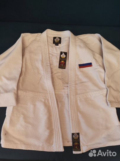 Кимоно для дзюдо Firuz Standart (Белый,140 см)