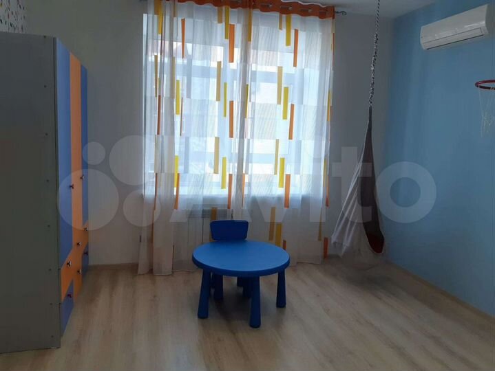 5-к. квартира, 160 м², 3/5 эт.