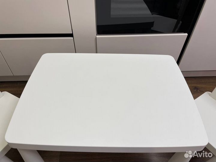 Детский стол и стул икея