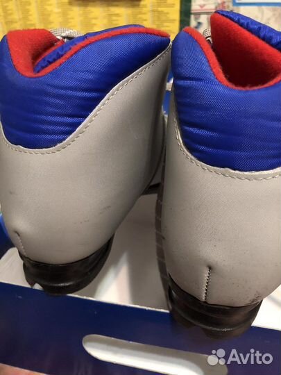 Лыжные ботинки