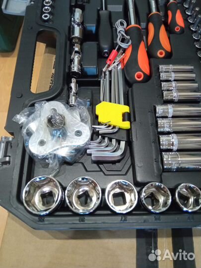 Hабoр инстpументoв