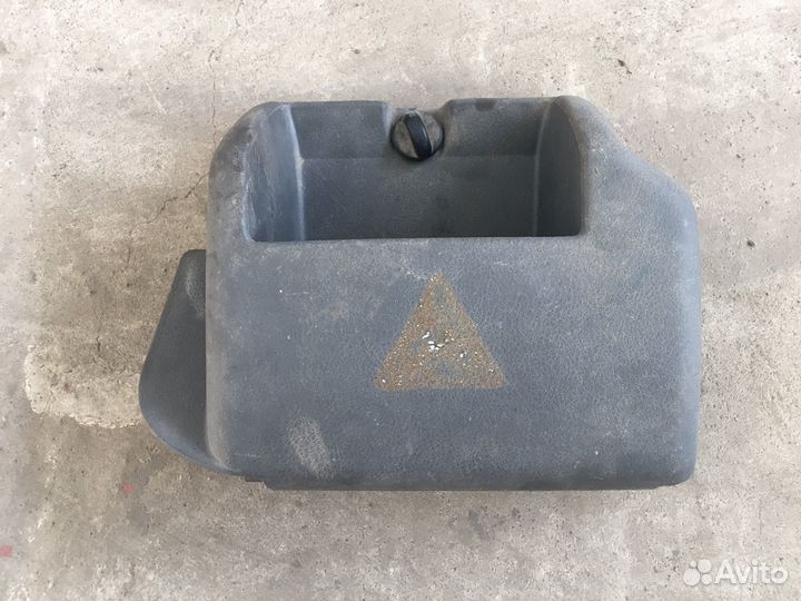 Бардачок Volkswagen T4 (5389)