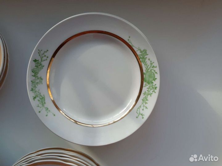 Посуда тарелки суповые и для второго новые