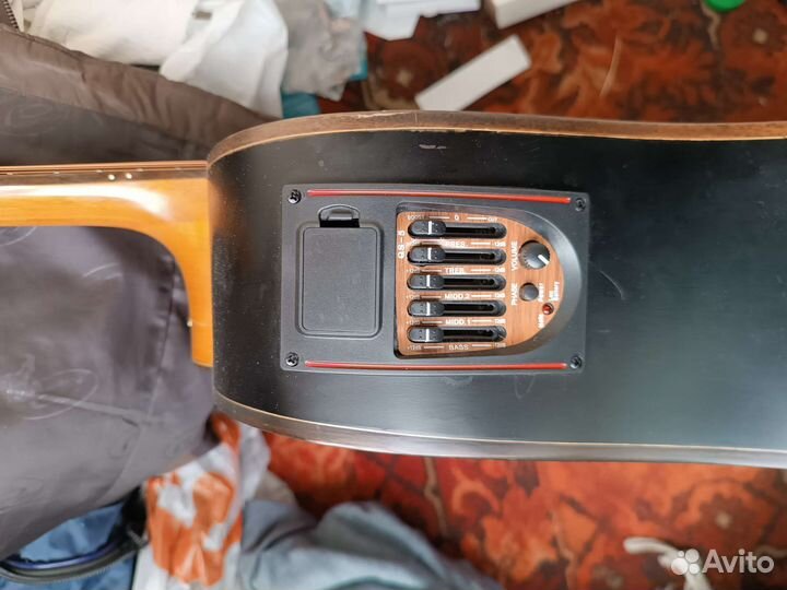 Акустическая гитара Мартинез