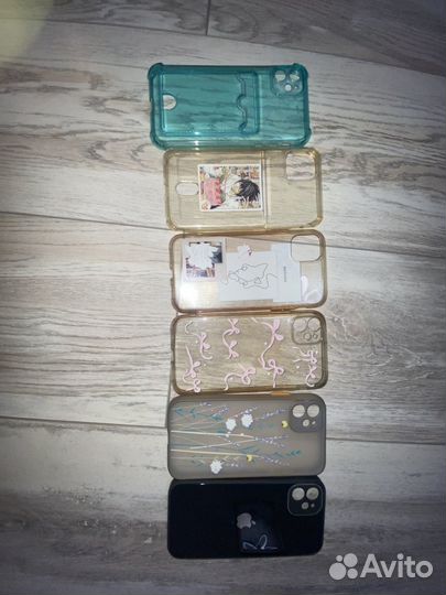 Чехлы на iPhone 11