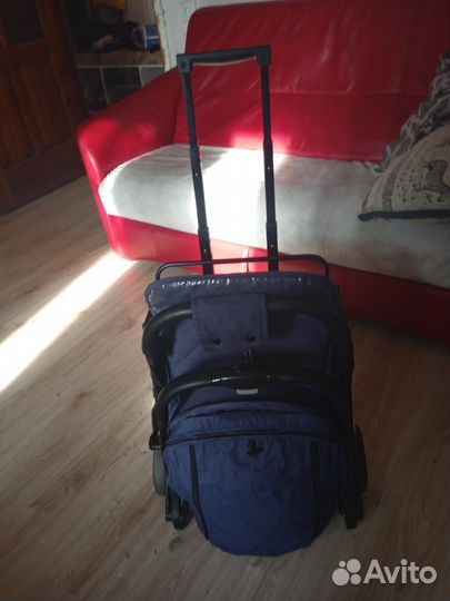 Прогулочная коляска трость