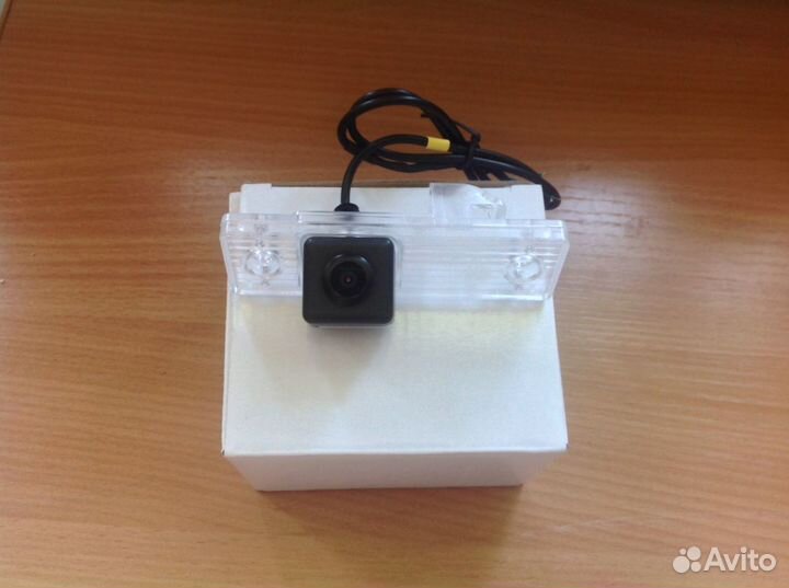 Камера заднего вида Шевроле штатное место