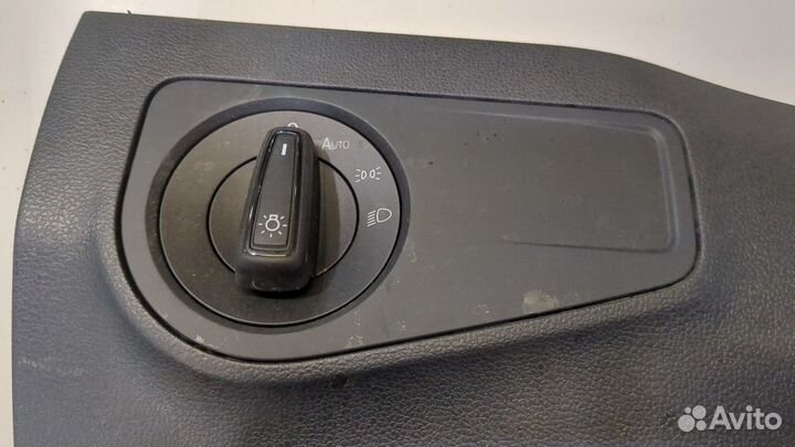 Переключатель света Volkswagen Tiguan, 2018