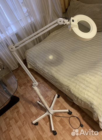 Лампа косметолога (рассмотрю обмен, в описании)