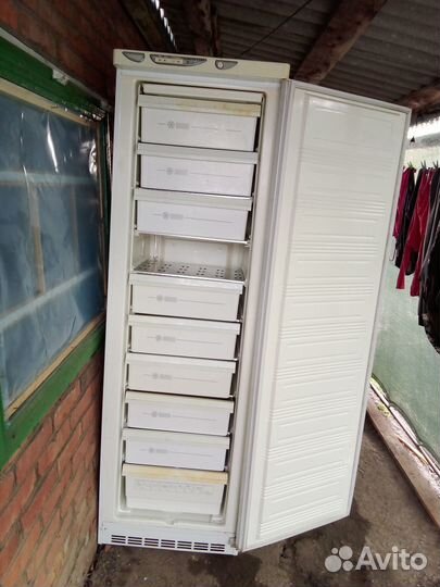 Продам морозилку