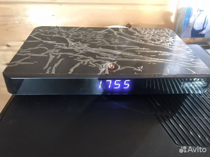 Антенна спутниковая