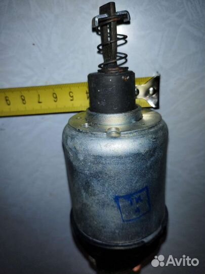 Втягивающее реле москвич,уаз стартеров 421,42.3708