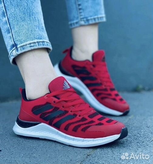 Кроссовки adidas