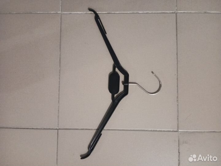 Вешалки для одежды