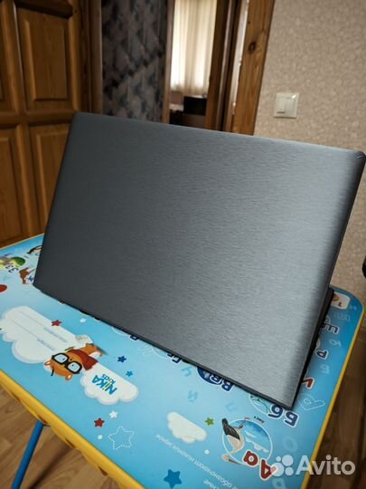 Продам Lenovo 15ibr, 4ядра,ssd 240,nv920м(2гб)